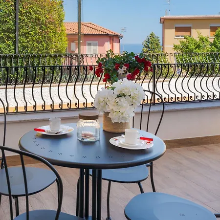 La Maison De Clotilde شقة